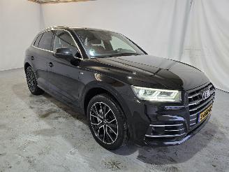 Unfallwagen Audi Q5 55 e TFSI quattro Competition 2019/11