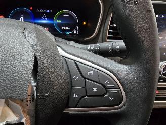 Renault Mégane 1.6 E-Tech Plug-In Hybrid 160 Equilibre picture 34