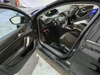 Peugeot 308 1.2 PureTech Blue Lease picture 19