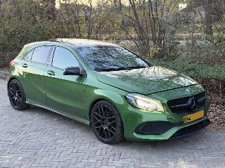 Schadeauto Mercedes A-klasse a180 AMG Night Edition Pano 2016/10