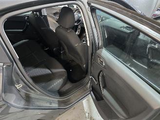 Peugeot 208 1.2 PureT. Blue Lion picture 18