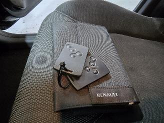 Renault Clio 1.5 dCi NightenDay picture 32