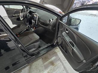 Renault Clio 1.5 dCi NightenDay picture 14