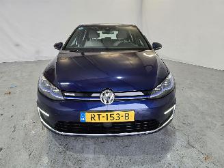 Volkswagen e-Golf e-Golf picture 2