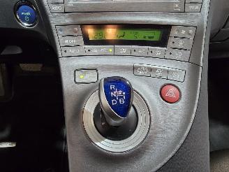 Toyota Prius 1.8 Plug-in Executive Business picture 32