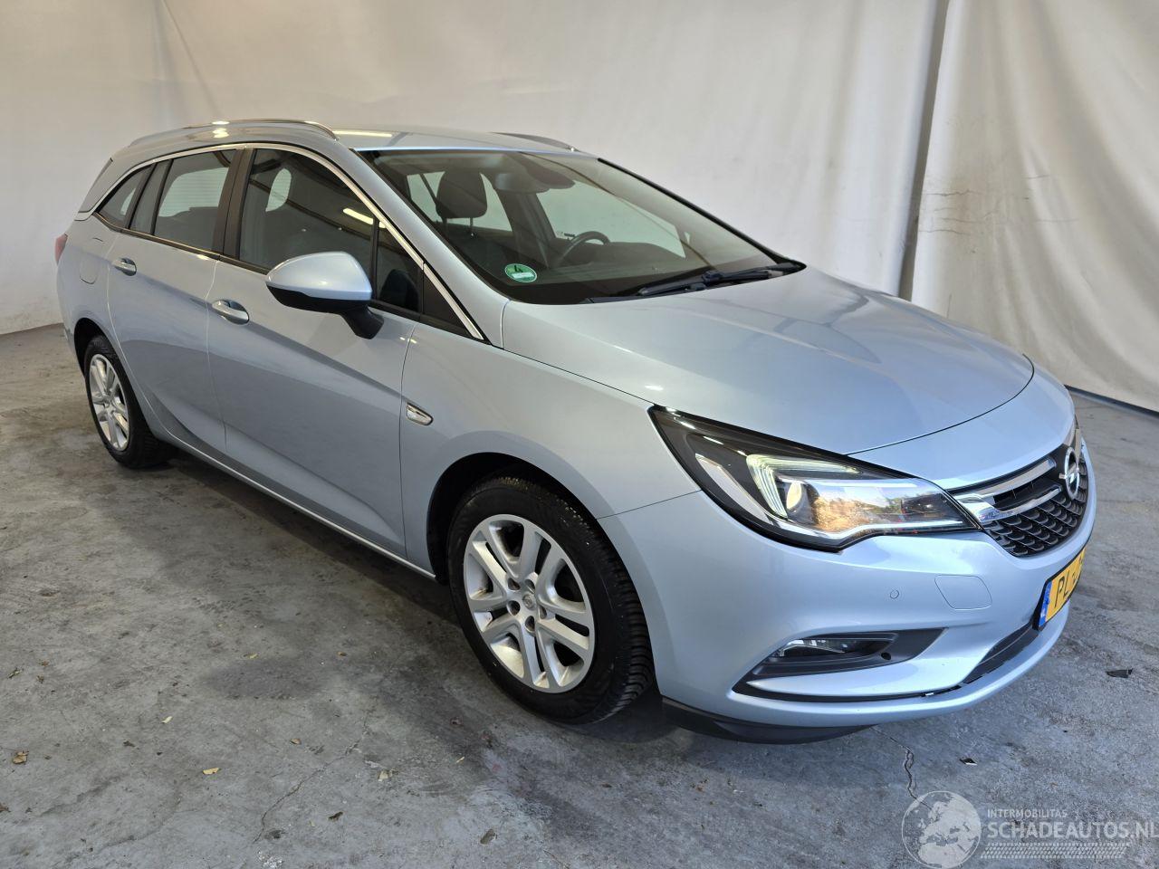 Opel Astra SPORTS TOURER