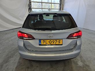 Opel Astra SPORTS TOURER picture 6
