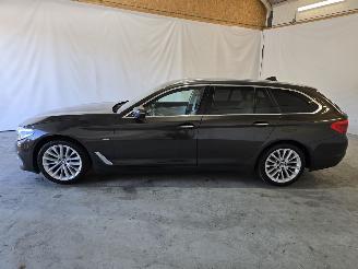BMW 5-serie 520d Executive picture 4