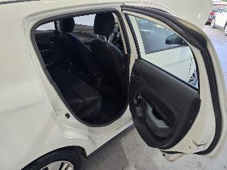 Mitsubishi Space-star 1.0 Cool + picture 19