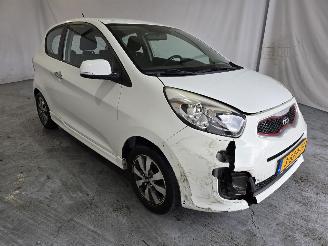 krockskadad bil auto Kia Picanto 1.2 CVVT ISG Super Pack 2014/1