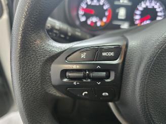 Kia Picanto 1.0 DPi ComfortL. 5p picture 25