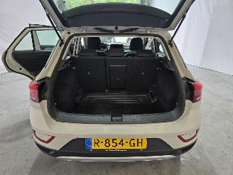 Volkswagen T-Roc 1.0 TSI Life Bns picture 21