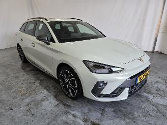 damaged passenger cars Cupra Leon Sportstourer 1.5 TSI e-Hybrid Business 2025/7
