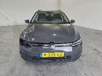 Volkswagen Golf 1.5 TSI Life Business picture 2