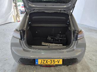 Peugeot 208 1.2 PureTech Blue Lease Allure picture 18