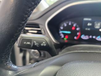Ford Focus 1.0 EcoBoost Titanium Business picture 22