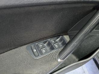 Volkswagen Golf 2.0 TSI GTI picture 27