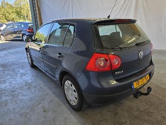Volkswagen Golf 1.6 FSI Trendline picture 5