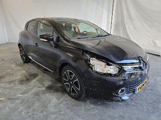 skadebil auto Renault Clio 0.9 TCe Dynamique 2013/6