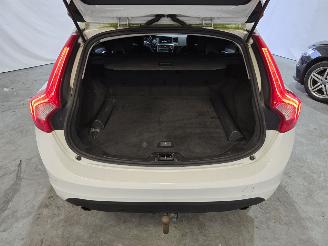 Volvo V-60 2.4 D5 Summum picture 15