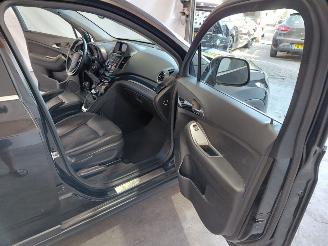Chevrolet Orlando 1.8 LTZ+ picture 14