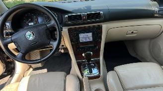 Skoda Superb 2.8 V6 Elegance picture 21