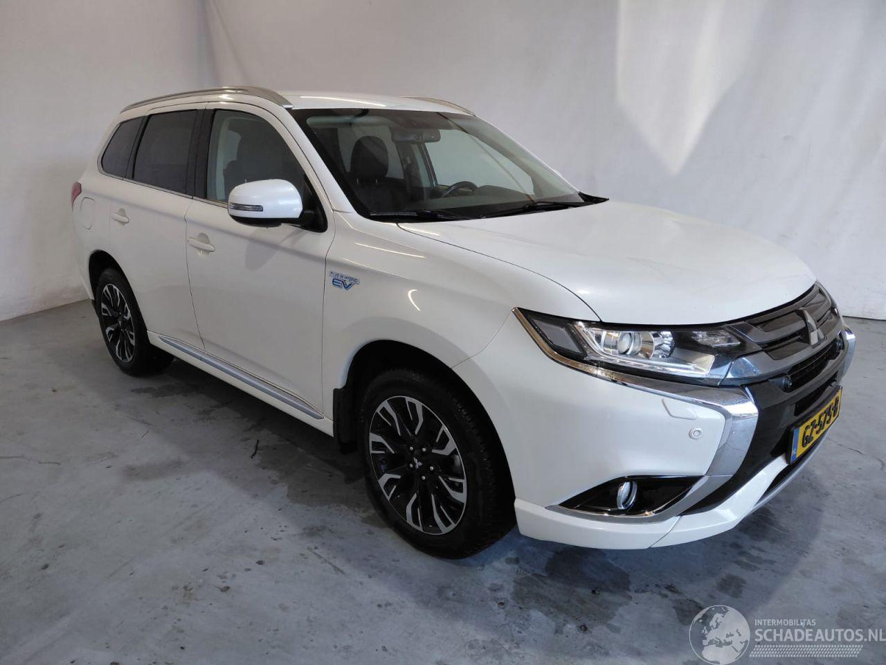 Mitsubishi Outlander 2.0 PHEV Exec. Ed.