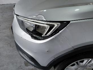 Opel Crossland X 1.2 120 J. Edition picture 12