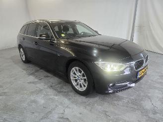 Unfallwagen BMW 3-serie 316d Executive 2015/4