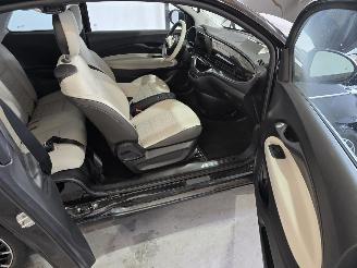 Fiat 500 3+1 La Prima 42 kWh picture 16