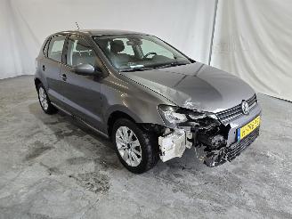 krockskadad bil auto Volkswagen Polo 1.0 First Edition 2014/11
