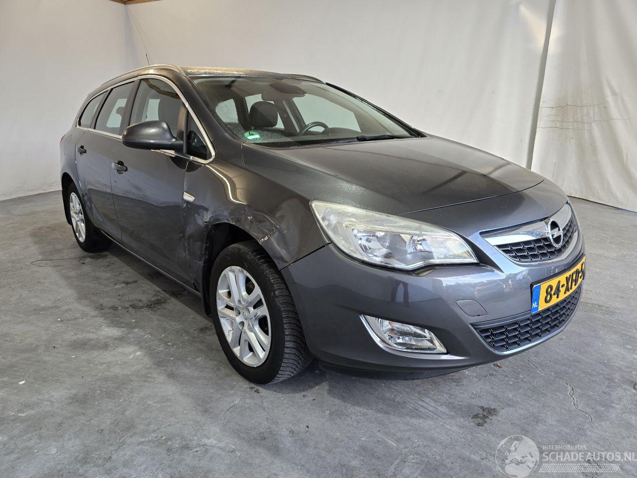 Opel Astra SPORTS TOURER 1.4