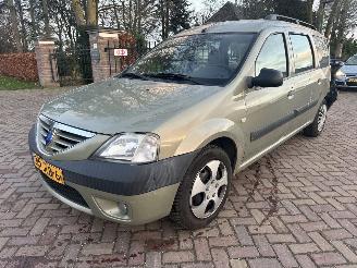  Dacia Logan 1.6-16V Lauréate 2008/7