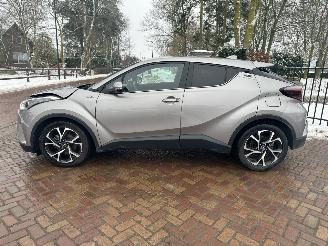 Toyota CH-R 1.8 Hybrid Style picture 3