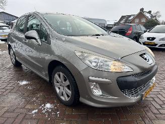 Peugeot 308 1.6 VTi Style automaat picture 4