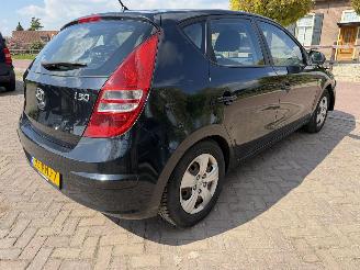 Hyundai I-30 1.6i Dynamic picture 6