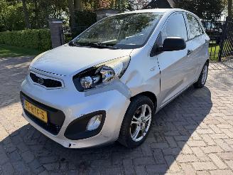 skadebil auto Kia Picanto 1.0 CVVT Comfort Pack 2011/8