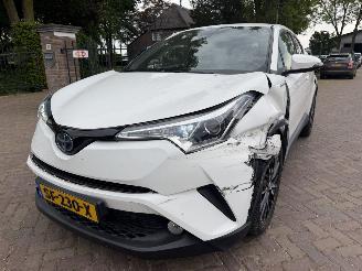 Toyota C-HR 1.8 Hybrid Dynamic picture 2