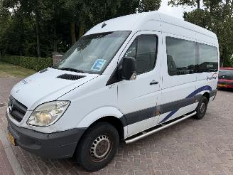 krockskadad bil auto Mercedes Sprinter 311 2.2 CDI 366 rolstoellift 9 persoons 2010/11