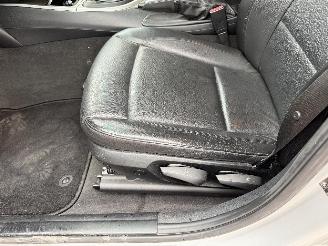 BMW 1-serie 120i High Executive picture 14