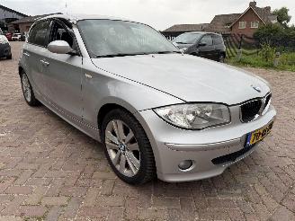 BMW 1-serie 120i High Executive picture 2