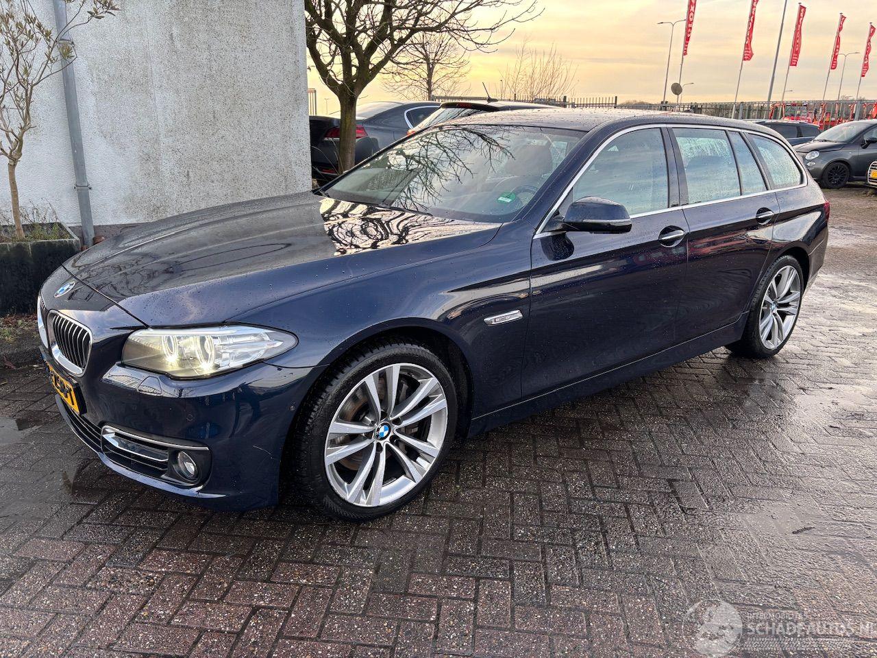 BMW 5-serie 528i x-drive luxury
