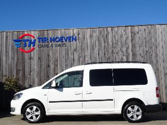 krockskadad bil auto Volkswagen Caddy maxi 1.6 TDi Rolstoel! Airco Cruise Stoelverwarming 75KW Euro 5 2011/9