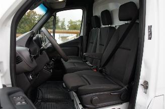 Mercedes Sprinter 314 CDi Koffer Laadklep Airco Cruise Apple Carplay 105KW Euro 6 picture 12