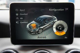 Mercedes Cla-klasse CLA 180d Airco Cruise Navi Pano Bi-Xenon 80KW Euro 6 picture 12