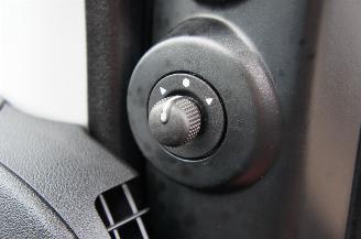 Peugeot Bipper Tepee 1.3 HDi Automaat 5-Persoons Airco Metallic 55KW Euro 5 picture 17