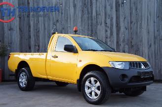 Mitsubishi L-200 2.5 DI-D Single Cab 4X4 2-Persoons Diff Lock 100KW Euro 4 picture 5
