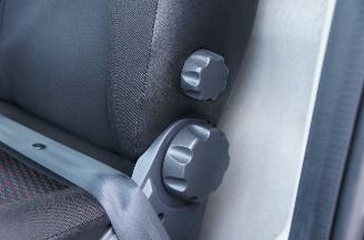 Peugeot Boxer 2.2 BlueHDi L4H2 Airco Navi Cruise Camera 121KW Euro 6 picture 26