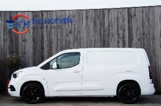 Damaged car Opel Combo 1.5D Innovation Lang Airco Navi Cruise Stoelverw. Keyless Entry + Go 96KW 2019/5