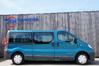 Renault Trafic 2.0 DCi Lang 9-Sitzer Klima Metallic 84KW Euro 4 picture 4